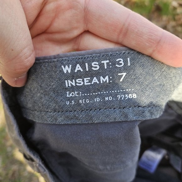 J. Crew 7 inch stretch chino short size 31 gray - Picture 3 of 6